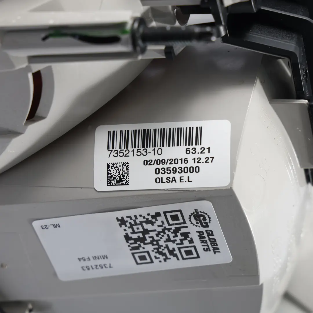 Mini Clubman F54 Heck Klappe Rück Licht Lampe Hinten Links Seite - SKU 7352153 - Teilenummer 7352153