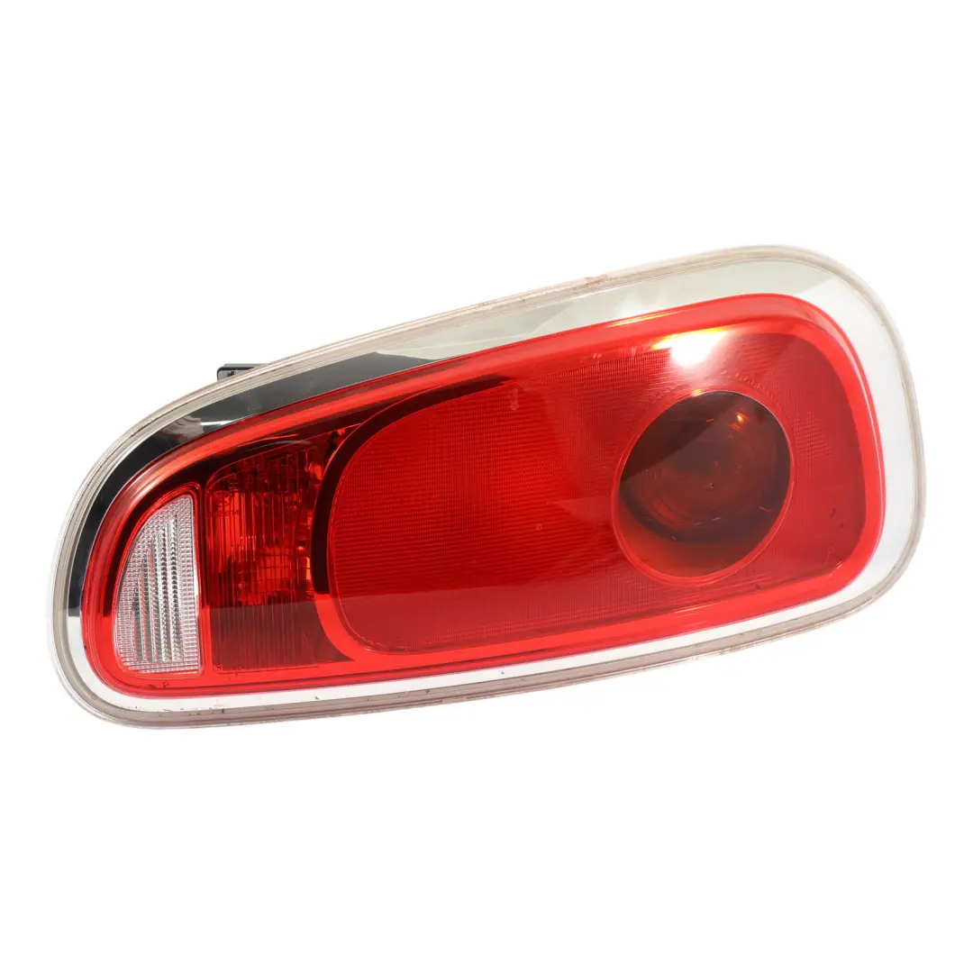 Portellone Posteriore Fanale Posteriore Destro Laterale per Mini Clubman F54 con numero di parte 7352154 Mini Clubman F54 Portellone Posteriore Fanale Posteriore Destro Laterale - SKU 7352154 - Numero di parte 7352154