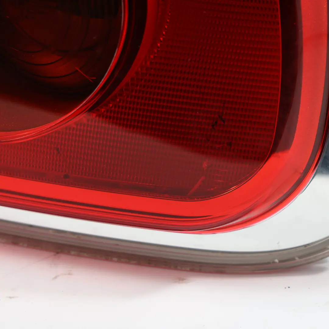 Lampa Światło Tylna Tył Prawa do Mini Clubman F54 o numerze 7352154 Mini Clubman F54 Lampa Światło Tylna Tył Prawa - SKU 7352154 - Numer Części 7352154