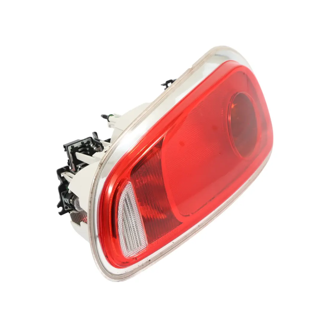 Portellone Posteriore Fanale Posteriore Destro Laterale per Mini Clubman F54 con numero di parte 7352154 Mini Clubman F54 Portellone Posteriore Fanale Posteriore Destro Laterale - SKU 7352154 - Numero di parte 7352154