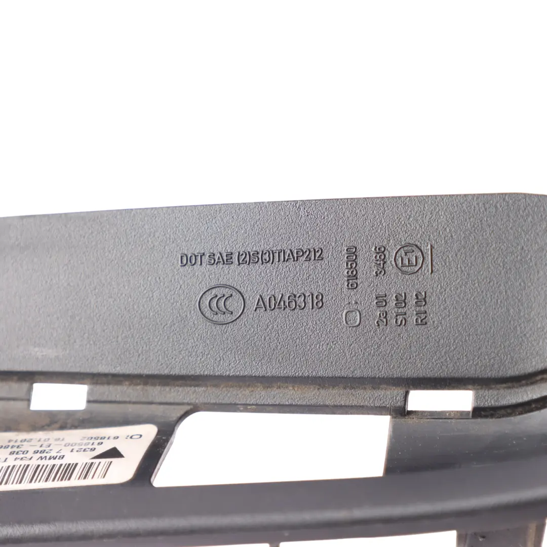 Lamp Bracket Trim Tail Light Cover Drip Right O/S to BMW F34 GT Rear with Part number 7366074 BMW F34 GT Rear Lamp Bracket Trim Tail Light Cover Drip Right O/S - SKU 7366074 - Part number 7366074