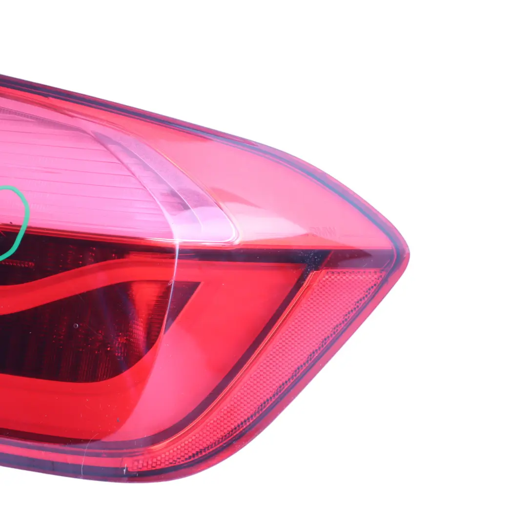 Luz Trasera Exterior Panel Lateral Lámpara Derecha para BMW F30 F80 M3 LCI con número de pieza 7369118 BMW F30 F80 M3 LCI Luz Trasera Exterior Panel Lateral Lámpara Derecha - SKU 7369118-2 - Número de pieza 7369118