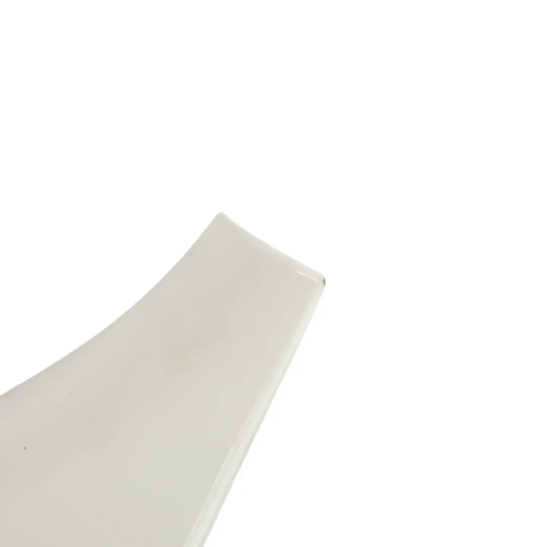 Guardabarros lateral izquierdo Alpinweiss 3 Alpine White - 300 para BMW F30 F31 con número de pieza 7438439 BMW F30 F31 Guardabarros lateral izquierdo Alpinweiss 3 Alpine White - 300 - SKU 7438439-AW1 - Número de pieza 7438439