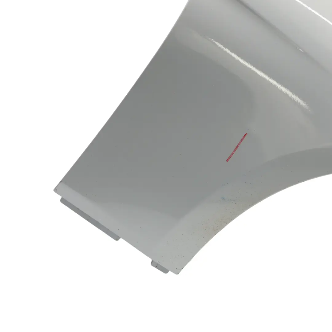 Parafango Laterale Anteriore Destro Glacier Silver Metallic - A83 per BMW F30 F31 con numero di parte 7438440 BMW F30 F31 Parafango Laterale Anteriore Destro Glacier Silver Metallic - A83 - SKU 7438440-GSB - Numero di parte 7438440