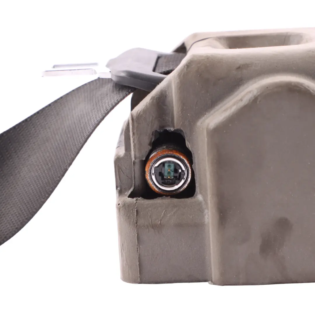 BMW F44 Rear Seat Belt Buckle Upper Right O/S - SKU 7488774 - Part number 7488774