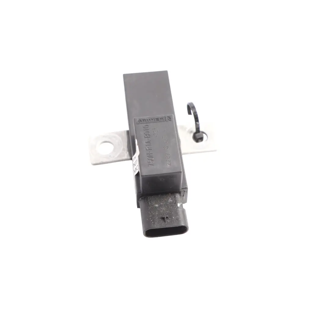 Porsche Cayenne 92A Fuse Box Relay Module Unit - SKU 750H-R1A-B010 - Part number 750H-R1A-B010