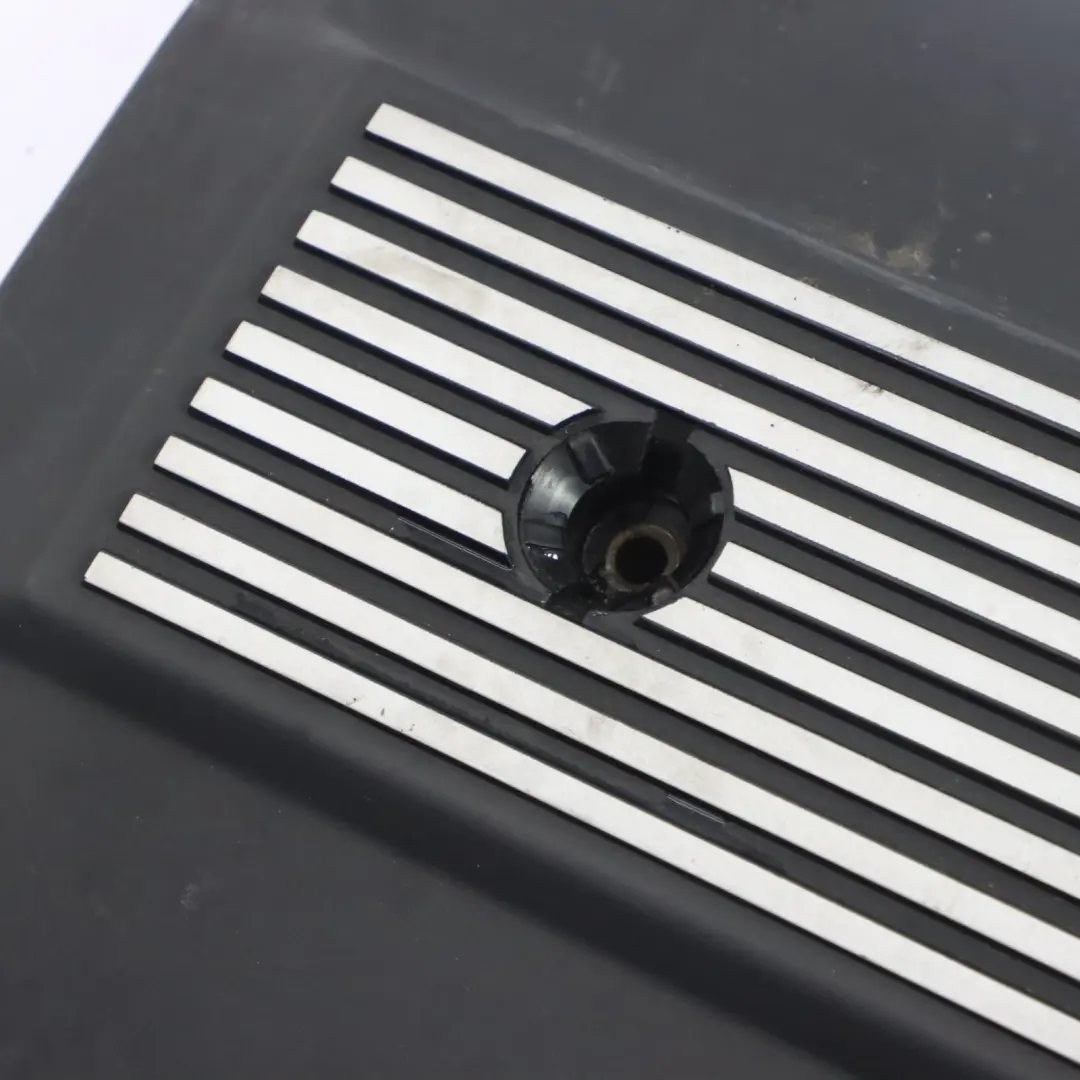 M54 Pokrywa Osłona Górna Silnika do BMW X3 X5 E39 E46 E53 E60 E83 o numerze 7526445 BMW X3 X5 E39 E46 E53 E60 E83 M54 Pokrywa Osłona Górna Silnika - SKU 7526445-4 - Numer Części 7526445