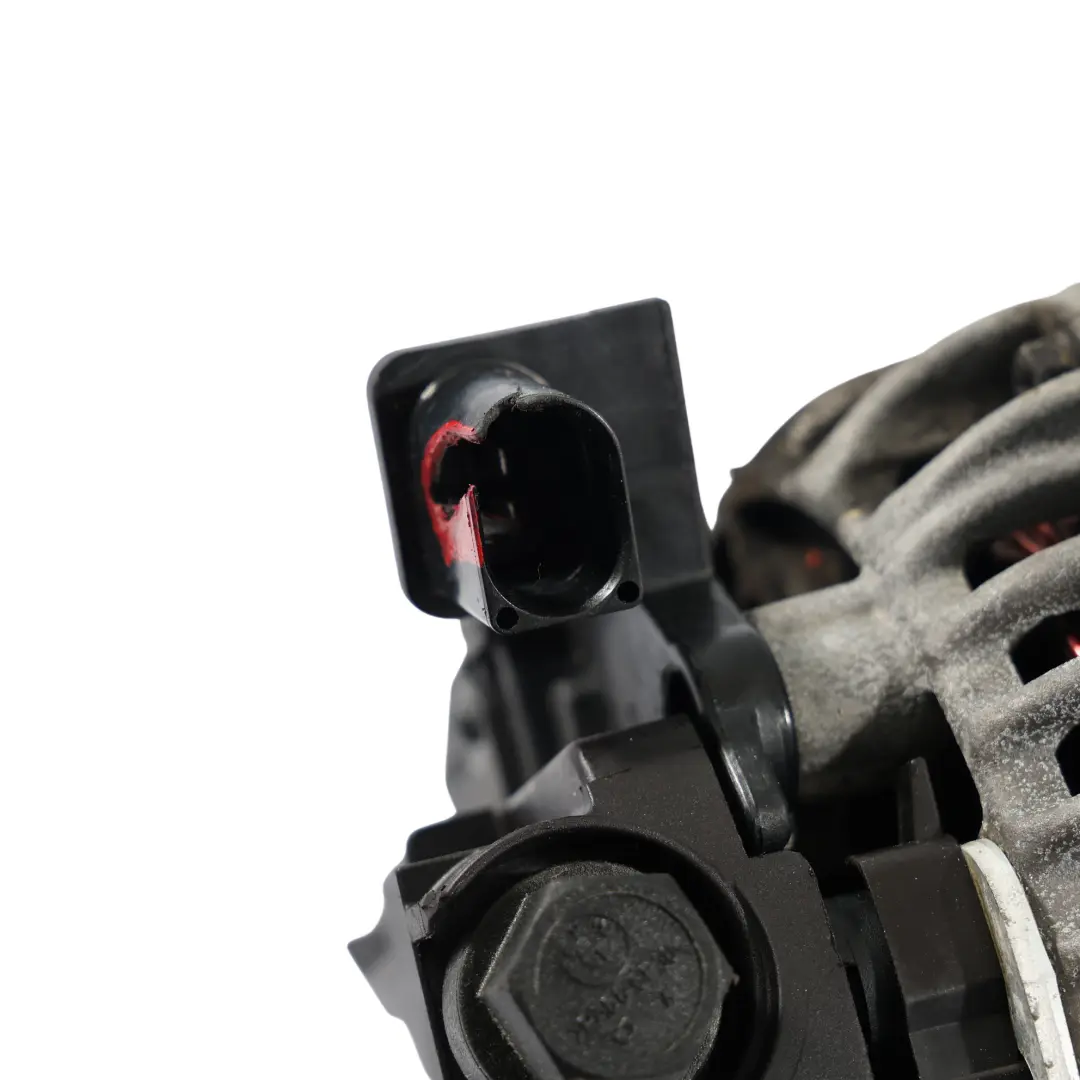 Alternateur Générateur 150A N45 N46 Petrol Engine pour BMW E90 E81 E87 E85 à propos du numéro de pièce 7533270 BMW E90 E81 E87 E85 Alternateur Générateur 150A N45 N46 Petrol Engine - SKU 7533270-2 - Numéro de pièce 7533270