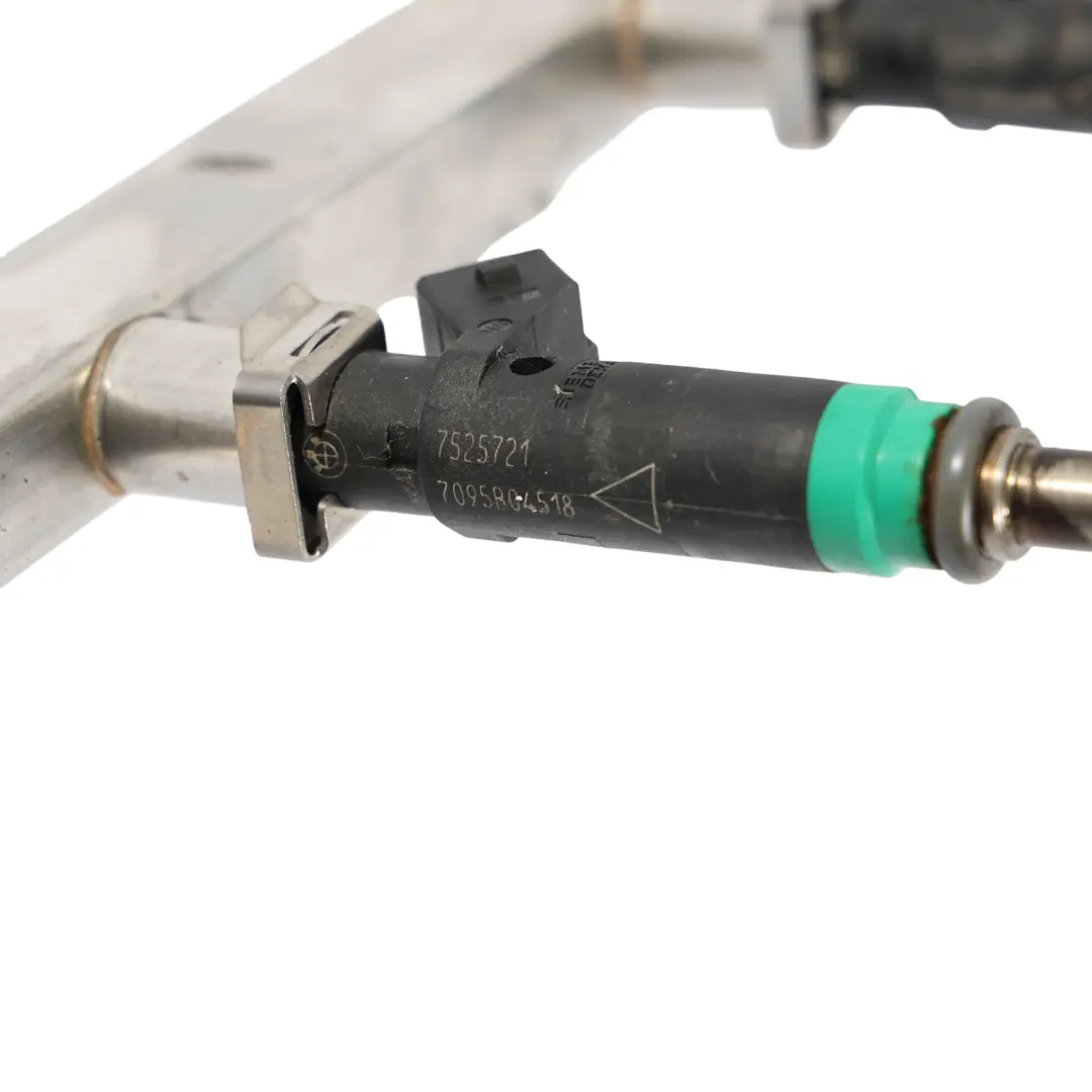 BMW E60 E61 E63 E64 E65 Fuel Injection Tube Rail Injectors N62N Petrol - SKU 7534743-1 - Part number 7534743