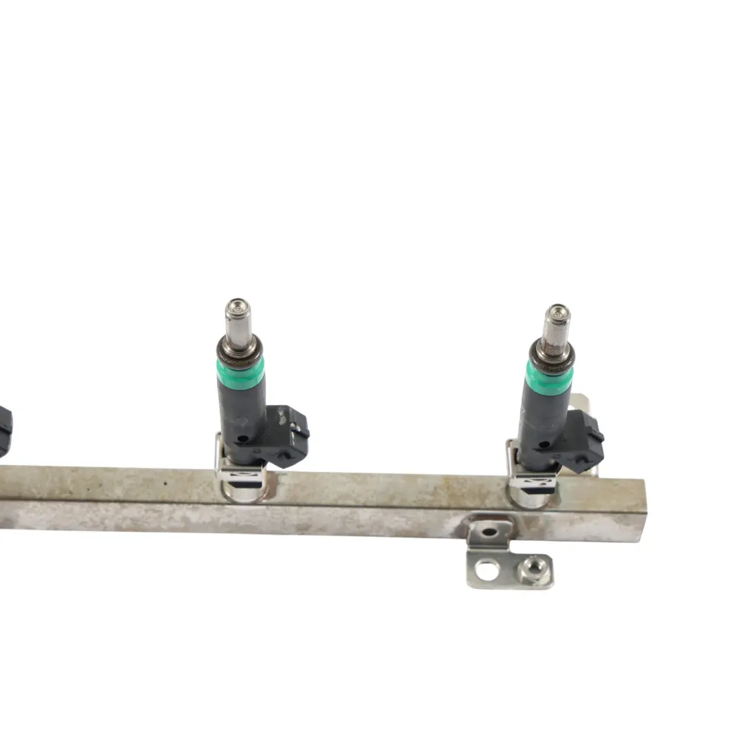 BMW E60 E61 E63 E64 E65 Iniettori Tubo Rail Benzina N62N - SKU 7534743-1 - Numero di parte 7534743