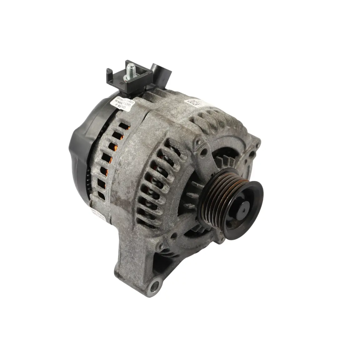 Alternator DENSO 150A do BMW F20 LCI Mini F30 F56 F60 o numerze 7640132 BMW F20 LCI Mini F30 F56 F60 Alternator DENSO 150A - SKU 7640132-1 - Numer Części 7640132
