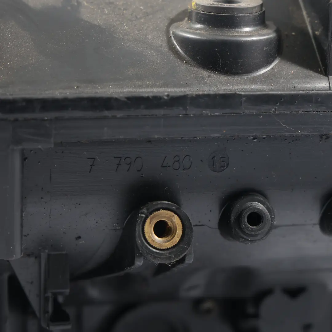 M57N2 Kolektor Dolotowy Ssący 7790480 do BMW X3 E83 E90 E91 E92 LCI 335d o numerze 7809671 BMW X3 E83 E90 E91 E92 LCI 335d M57N2 Kolektor Dolotowy Ssący 7790480 - SKU 7809671-2 - Numer Części 7809671