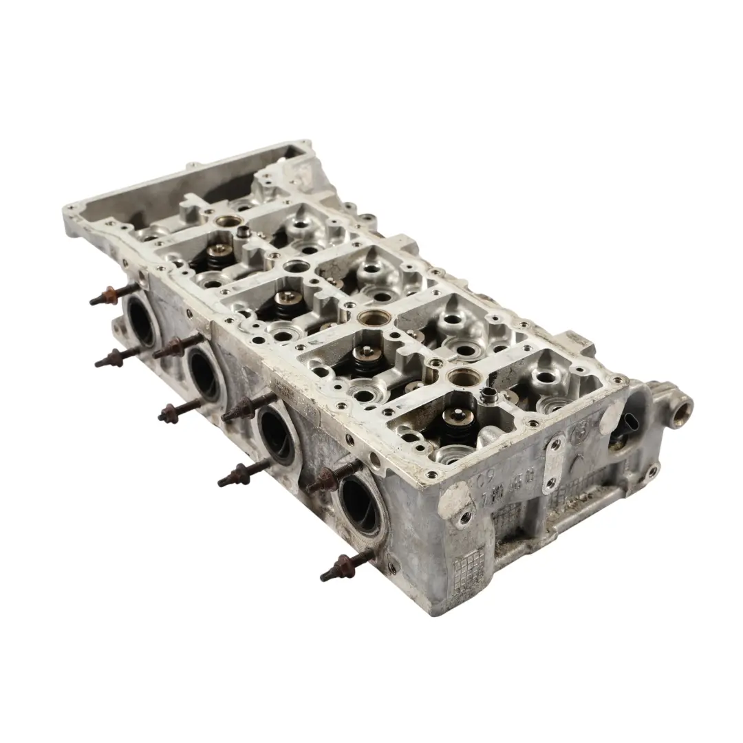 Głowica Silnika N47N Diesel 7810465 do BMW E90 LCI F10 F20 F30 o numerze 7810463 BMW E90 LCI F10 F20 F30 Głowica Silnika N47N Diesel 7810465 - SKU 7810463 - Numer Części 7810463