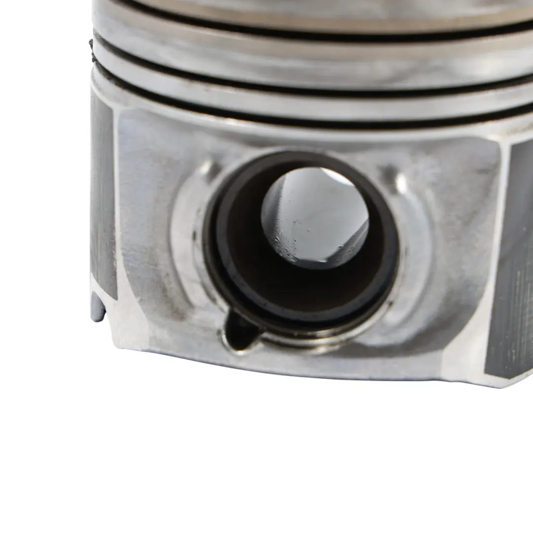 Crankshaft Piston 83,960MM N57 Diesel to BMW F06 F11 F30 F31 F32 F33 Engine with Part number 7812585 BMW F06 F11 F30 F31 F32 F33 Engine Crankshaft Piston 83,960MM N57 Diesel - SKU 7812585-1 - Part number 7812585