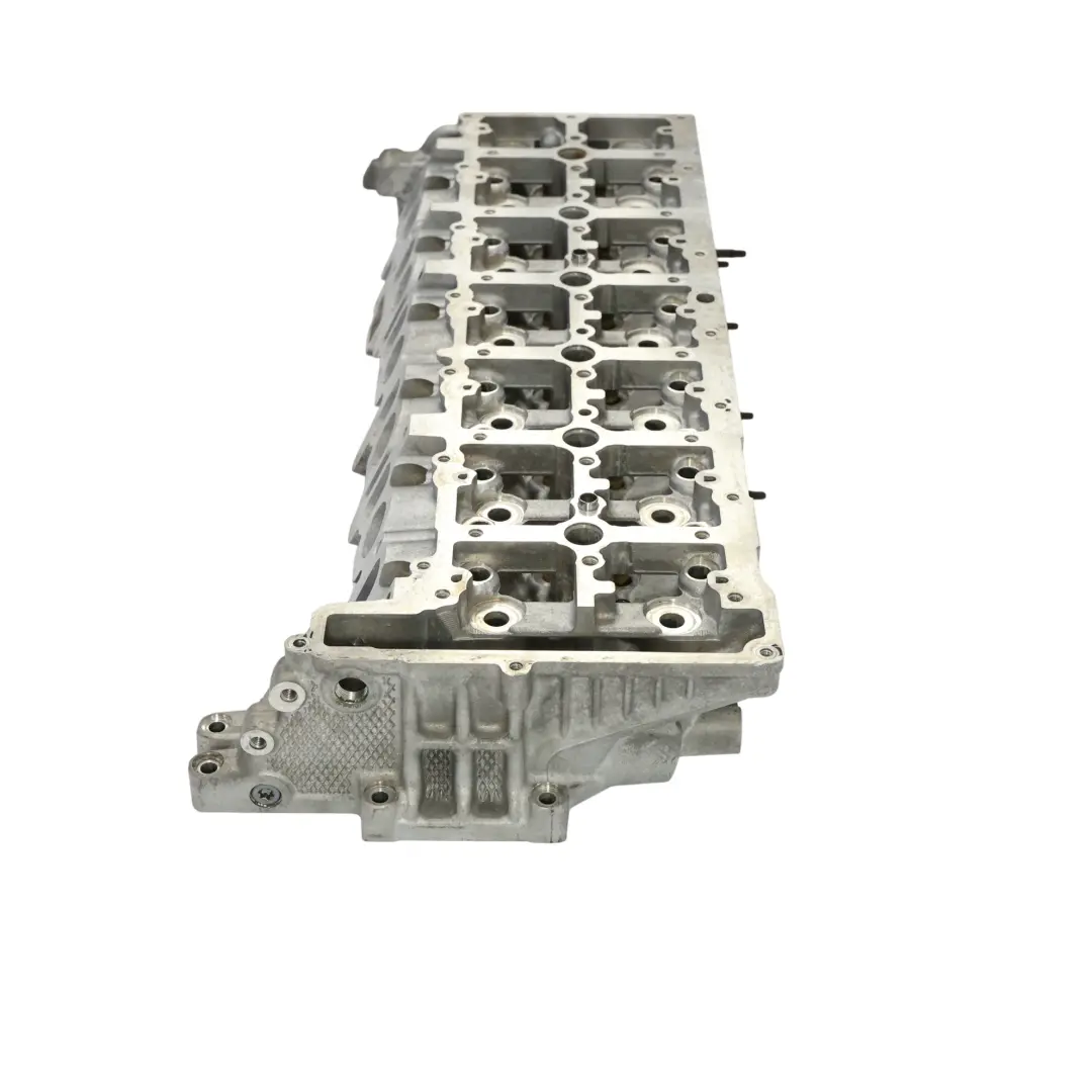 Cylinder Head N57N Diesel to BMW F07 GT F10 F11 F30 F31 F32 F36 with Part number 7812927 BMW F07 GT F10 F11 F30 F31 F32 F36 Cylinder Head N57N Diesel - SKU 7812927 - Part number 7812927