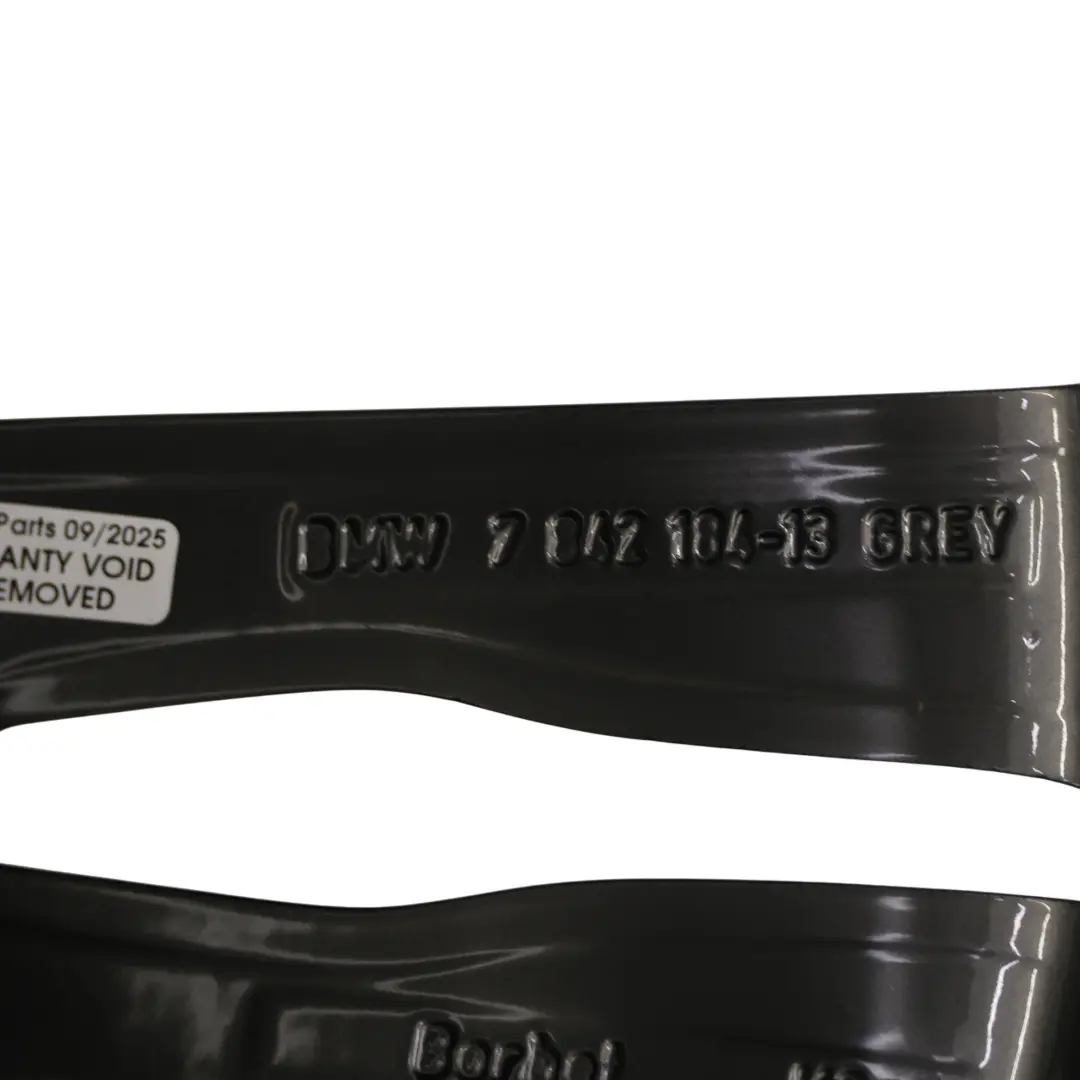 Felgi Aluminiowe 20" Przód 10J Tył 11J Komplet 7842184 do BMW X5 E70 o numerze 7842183 BMW X5 E70 Felgi Aluminiowe 20" Przód 10J Tył 11J Komplet 7842184 - SKU 7842183-SET - Numer Części 7842183