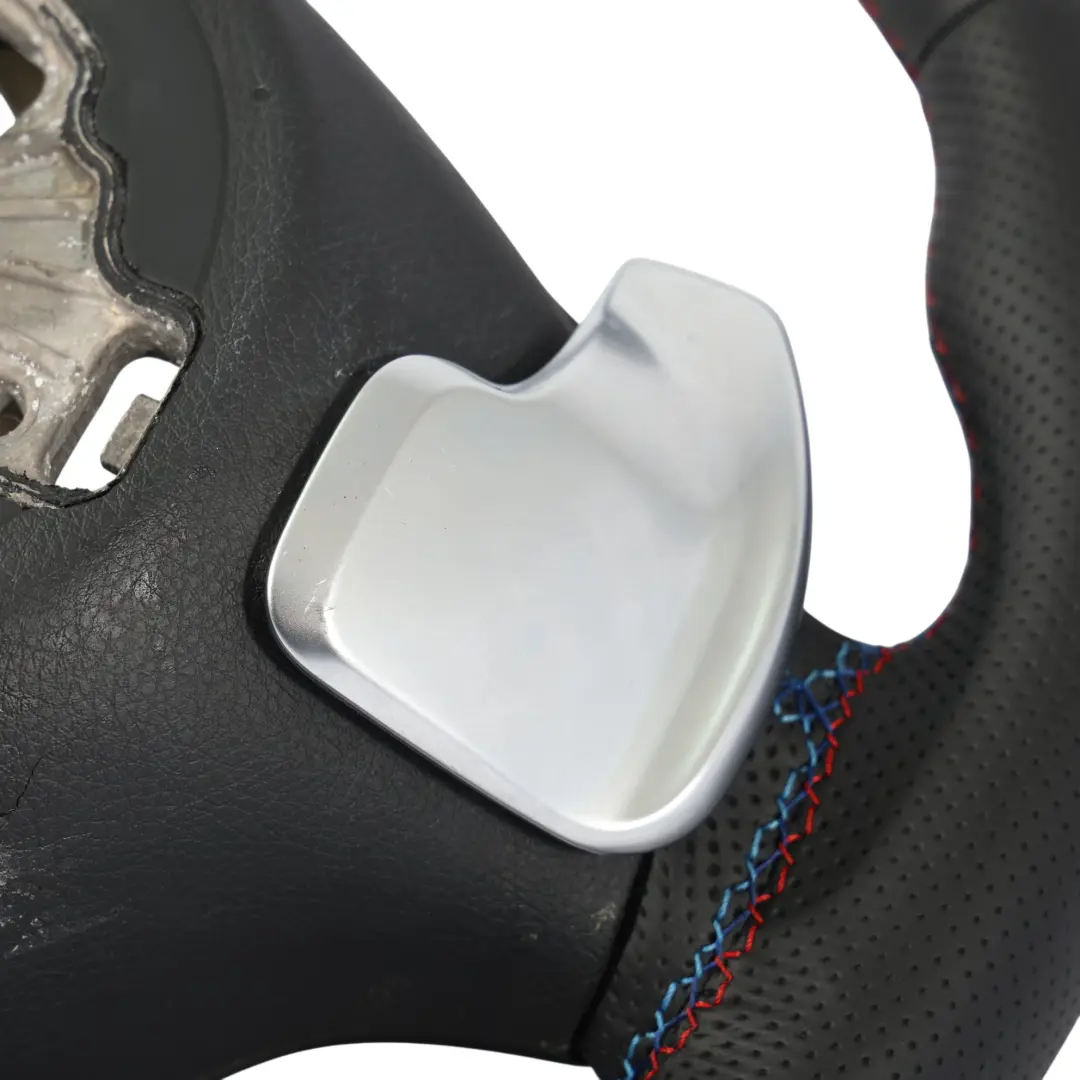 Volant BMW F20 F30 F32 M Sport NOUVEAU Rétroviseur en Cuir Noir pour à propos du numéro de pièce 7845878 Volant BMW F20 F30 F32 M Sport NOUVEAU Rétroviseur en Cuir Noir - SKU 7845878-2 - Numéro de pièce 7845878