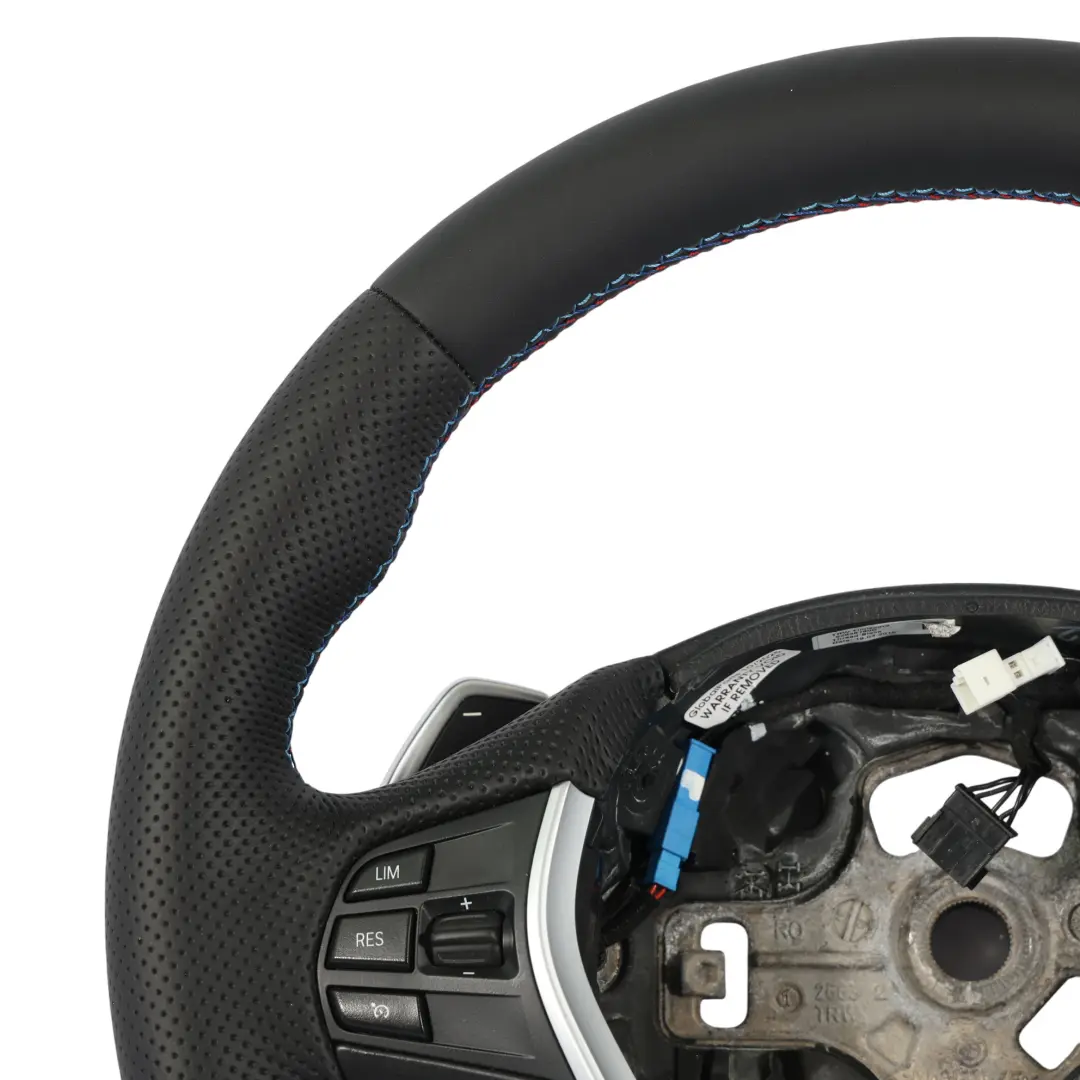 NUEVO Cuero Negro Alcantara Palanca de Cambio para Volante BMW F20 F30 F32 M Sport con número de pieza 7845878 Volante BMW F20 F30 F32 M Sport NUEVO Cuero Negro Alcantara Palanca de Cambio - SKU 7845878-2 - Número de pieza 7845878