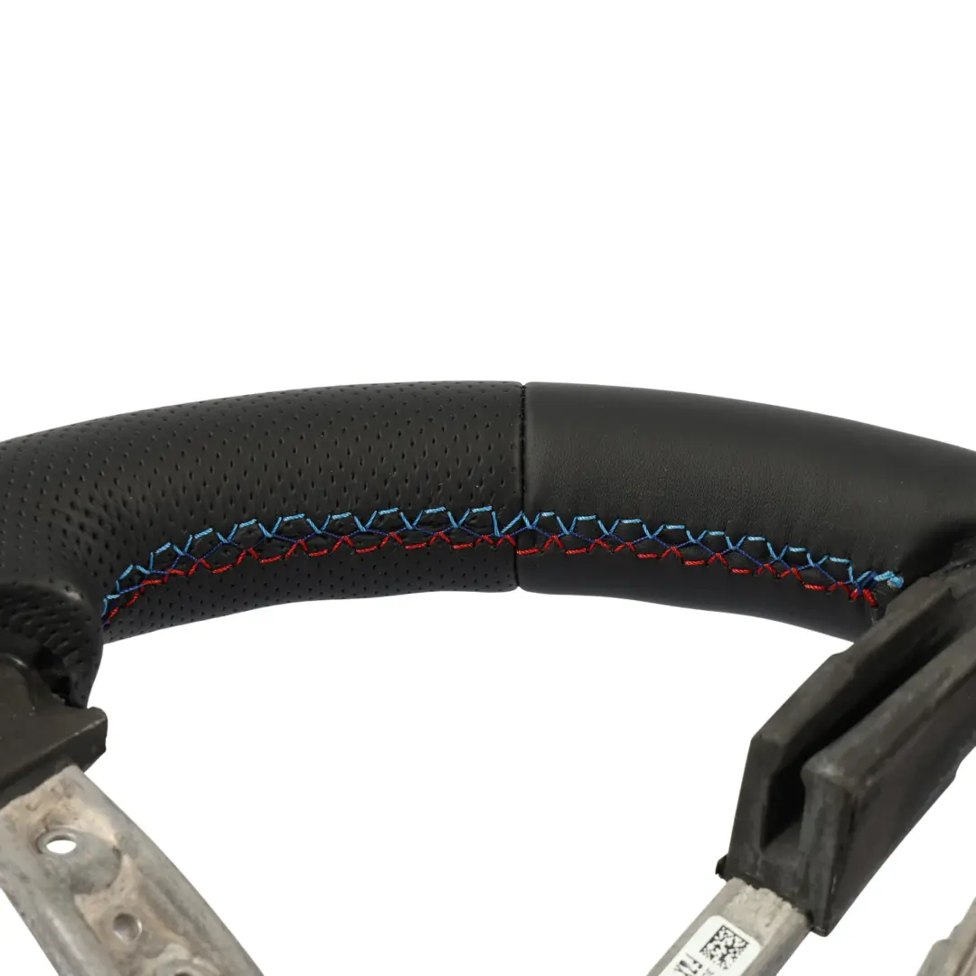 Volant en cuir noir pour BMW F20 F21 LCI F30 F31 F32 M Sport NEW à propos du numéro de pièce 7850403 BMW F20 F21 LCI F30 F31 F32 M Sport NEW Volant en cuir noir - SKU 7850403-9 - Numéro de pièce 7850403