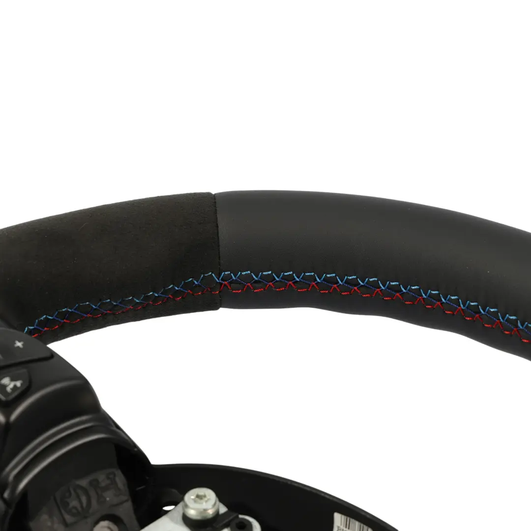 NUOVO Volante Nero in Pelle / Alcantara M Sport Multifunzione per BMW Z4 E85 con numero di parte 7906780 BMW Z4 E85 NUOVO Volante Nero in Pelle / Alcantara M Sport Multifunzione - SKU 7906780-1 - Numero di parte 7906780