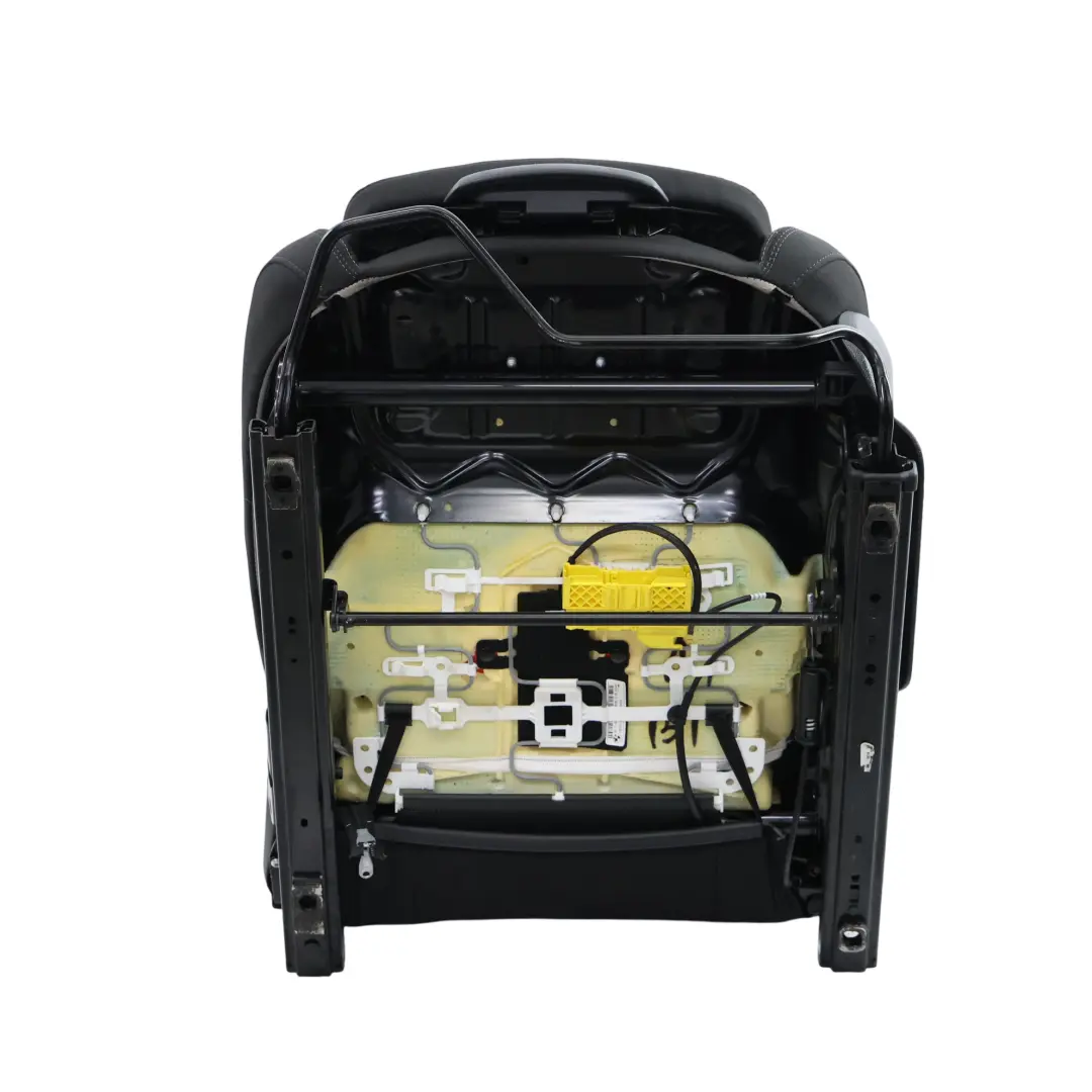 Przedni Fotel Sportowy Półskóra Lewy Czarny do Mini Cooper One F56 F57 o numerze 7939981 Mini Cooper One F56 F57 Przedni Fotel Sportowy Półskóra Lewy Czarny - SKU 7939981-4 - Numer Części 7939981