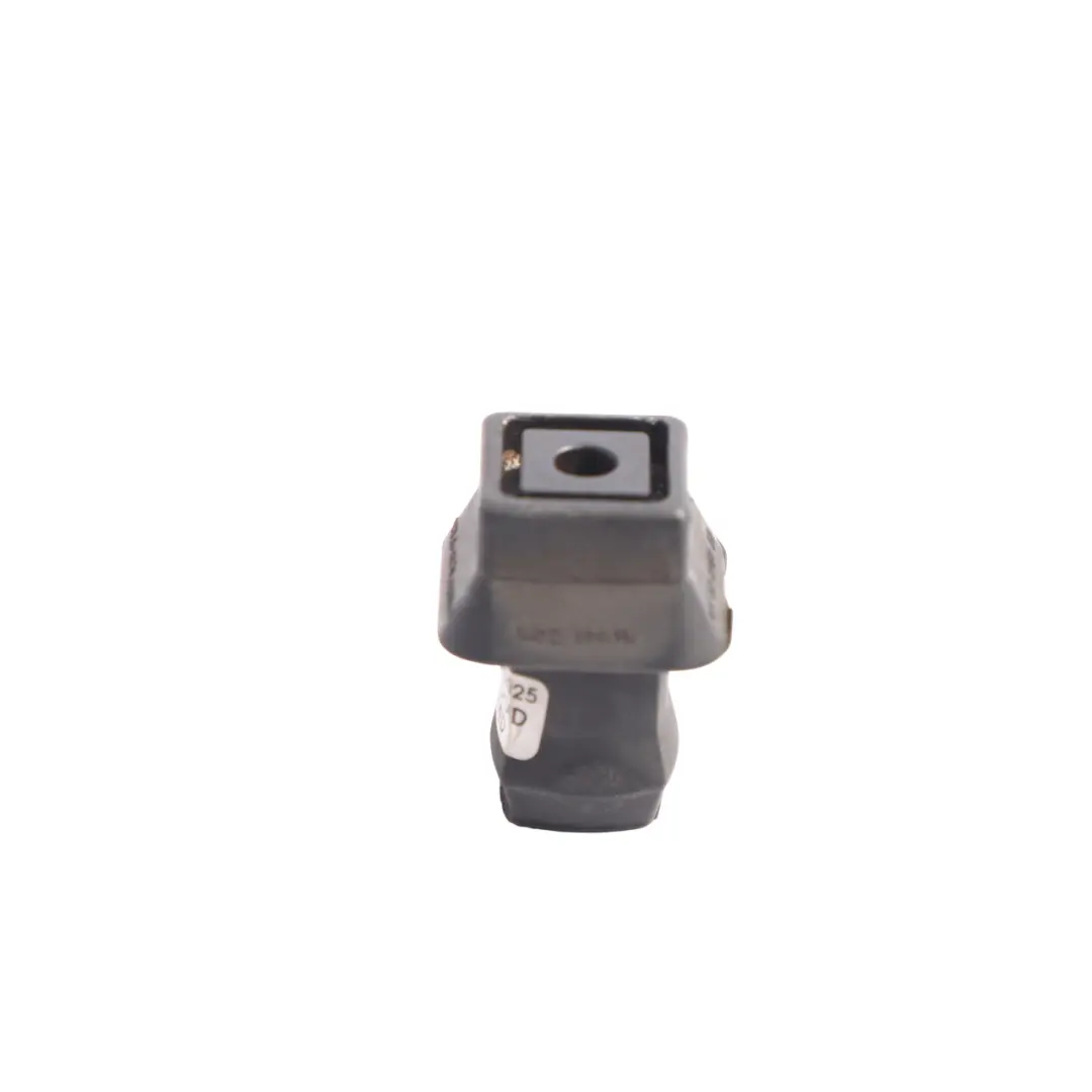 Audi Q7 4L VW Touareg 7L Radiatore Superiore Gomma Mount Bush Grommet - SKU 7L0121276A - Numero di parte 7L0121276A