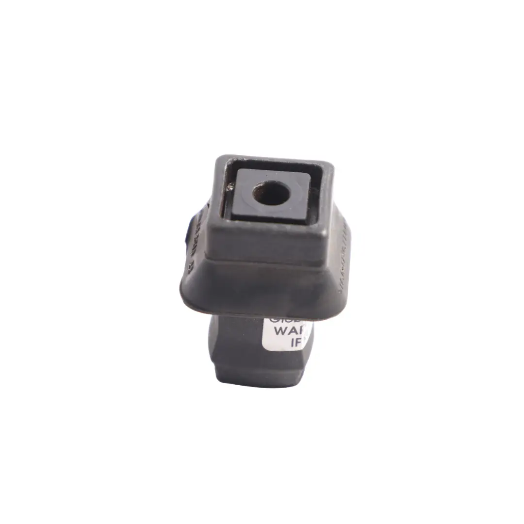 Audi Q7 4L VW Touareg 7L Radiatore Superiore Gomma Mount Bush Grommet - SKU 7L0121276A - Numero di parte 7L0121276A