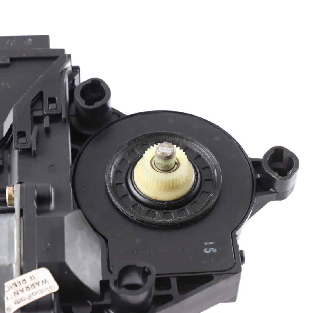 7L Fensterheber Motor Hinten Links für Volkswagen Touareg mit Teilenummer 7L0959703 Volkswagen Touareg 7L Fensterheber Motor Hinten Links - SKU 7L0959703 - Teilenummer 7L0959703