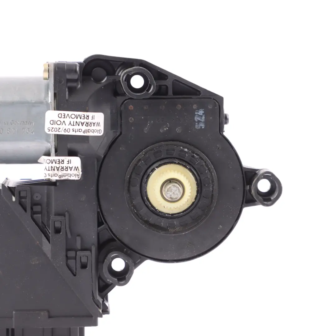 Volkswagen Touareg 7L Silniczek Podnośnika Szyby Tylny Prawy - SKU 7L0959704 - Numer Części 7L0959704