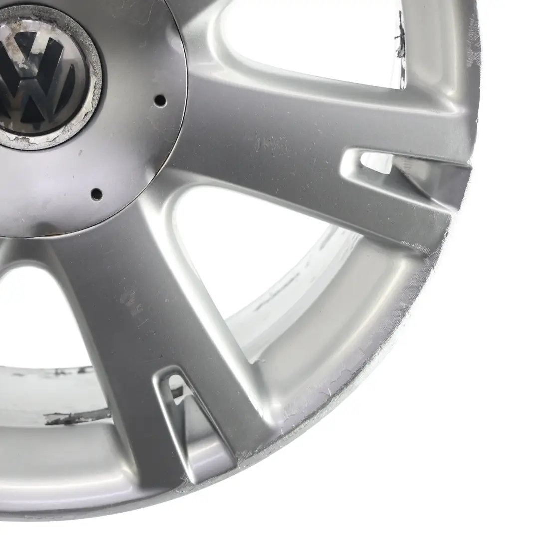 VW Volkswagen Touareg 7L Silberne Leicht Metall Felge 18" ET:57 8J - SKU 7L6601025L-1 - Teilenummer 7L6601025L