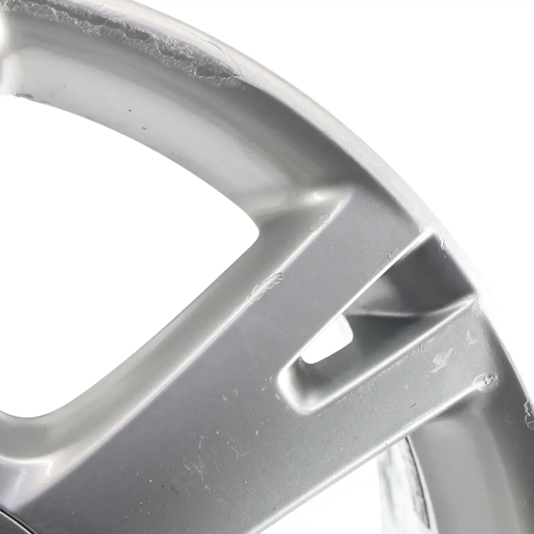 7L Cerchio in lega argento 18" ET:57 8J per VW Volkswagen Touareg con numero di parte 7L6601025L VW Volkswagen Touareg 7L Cerchio in lega argento 18" ET:57 8J - SKU 7L6601025L-1 - Numero di parte 7L6601025L