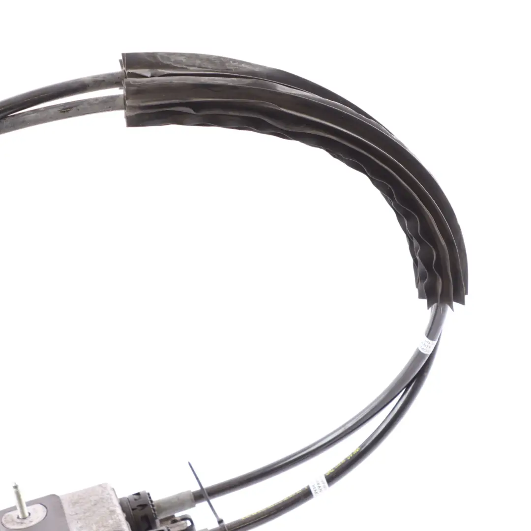 Mk2 7N Manual Gearbox Shifter Lever Linkage to Volkswagen Sharan with Part number 7N0711049B Volkswagen Sharan Mk2 7N Manual Gearbox Shifter Lever Linkage - SKU 7N0711049B - Part number 7N0711049B