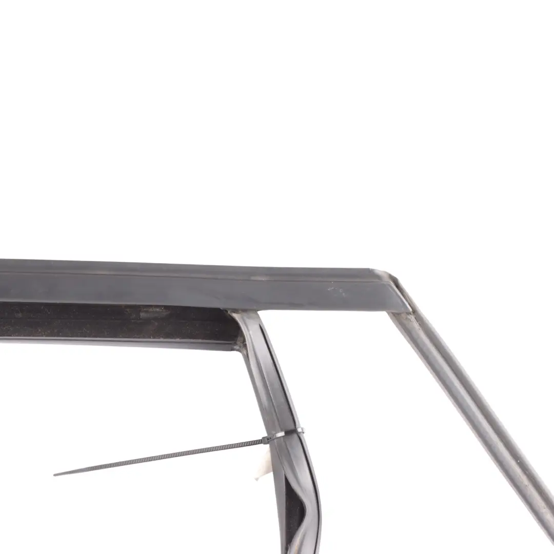 7N Door Window Guide Seal Gasket Front Right O/S to Volkswagen Sharan with Part number 7N0837432J Volkswagen Sharan 7N Door Window Guide Seal Gasket Front Right O/S - SKU 7N0837432J - Part number 7N0837432J