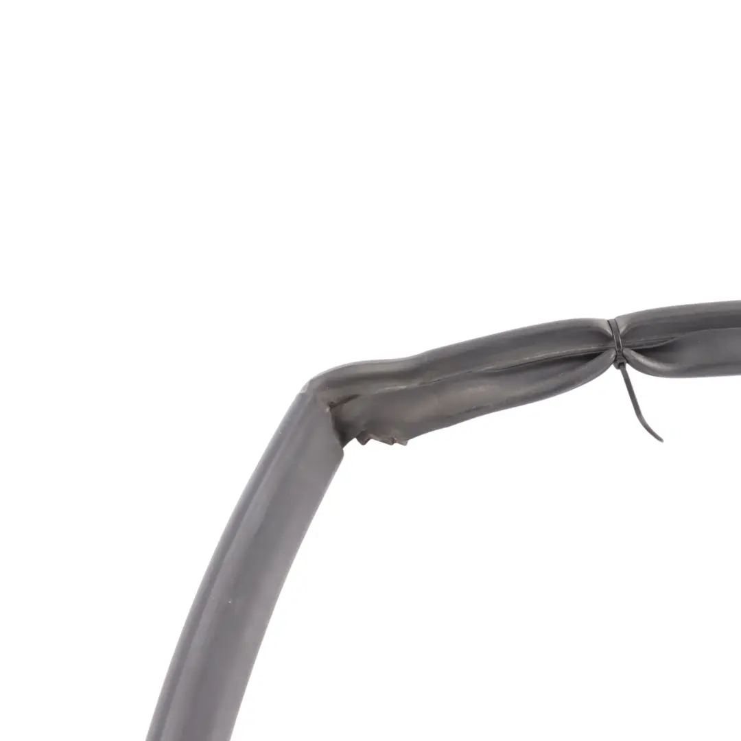 7N Sliding Door Seal Rubber Gasket Rear Right O/S Side to VW Sharan with Part number 7N0839718AC VW Sharan 7N Sliding Door Seal Rubber Gasket Rear Right O/S Side - SKU 7N0839718AC - Part number 7N0839718AC