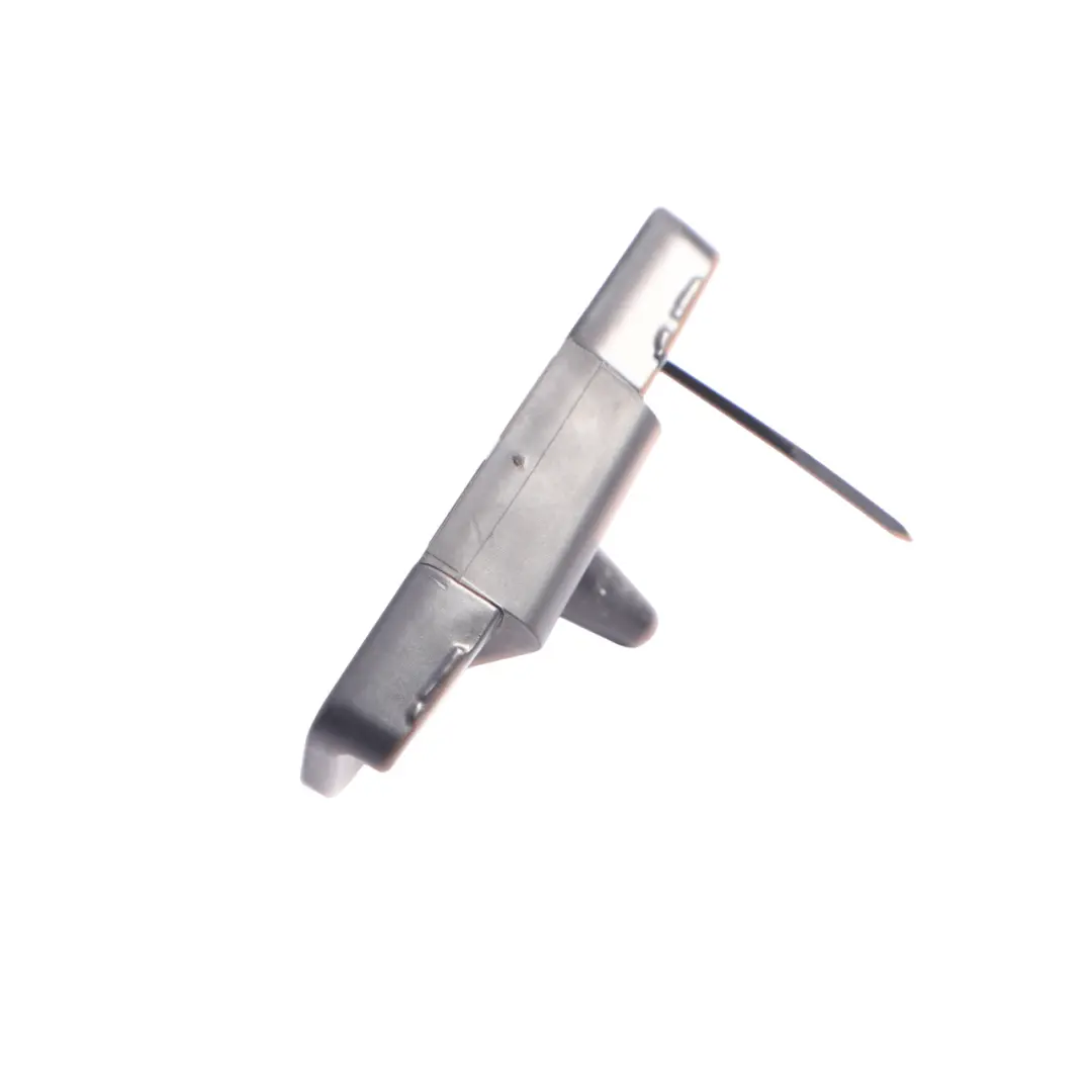 VW Sharan 7N Slide Door Lower Lock Latch Lock Striker Plate Right O/S - SKU 7N0843844A - Part number 7N0843844A