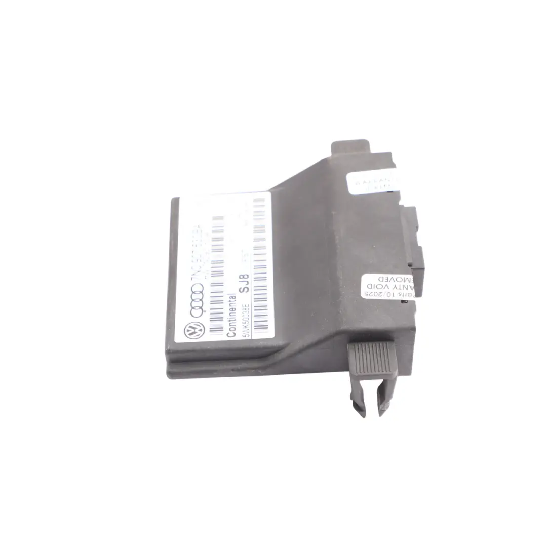 Gateway Control Module Unit ECU to Skoda Yeti 5L with Part number 7N0907530BA Skoda Yeti 5L Gateway Control Module Unit ECU - SKU 7N0907530BA - Part number 7N0907530BA