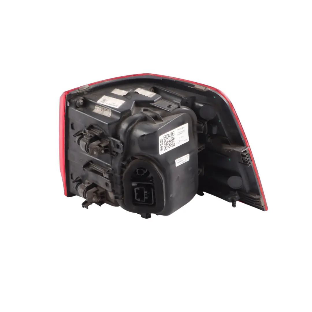 7N Rear Outer Tailgate LED Lamp Light Left N/S to Volkswagen Sharan with Part number 7N0945206 Volkswagen Sharan 7N Rear Outer Tailgate LED Lamp Light Left N/S - SKU 7N0945207 - Part number 7N0945206