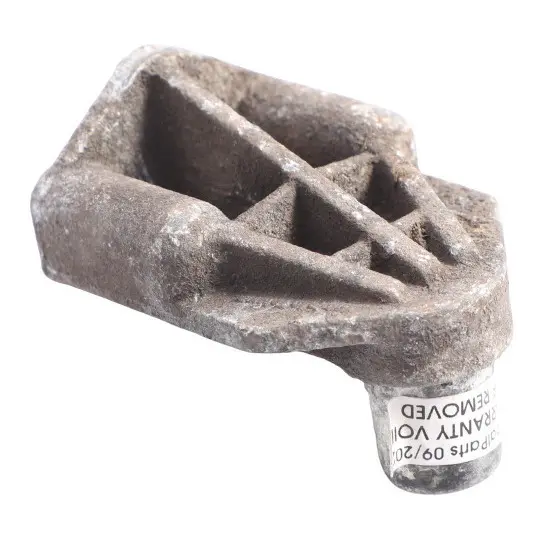 Porsche Cayenne 92A Supporto Staffa Radiatore Supporto Inferiore 7P0121079