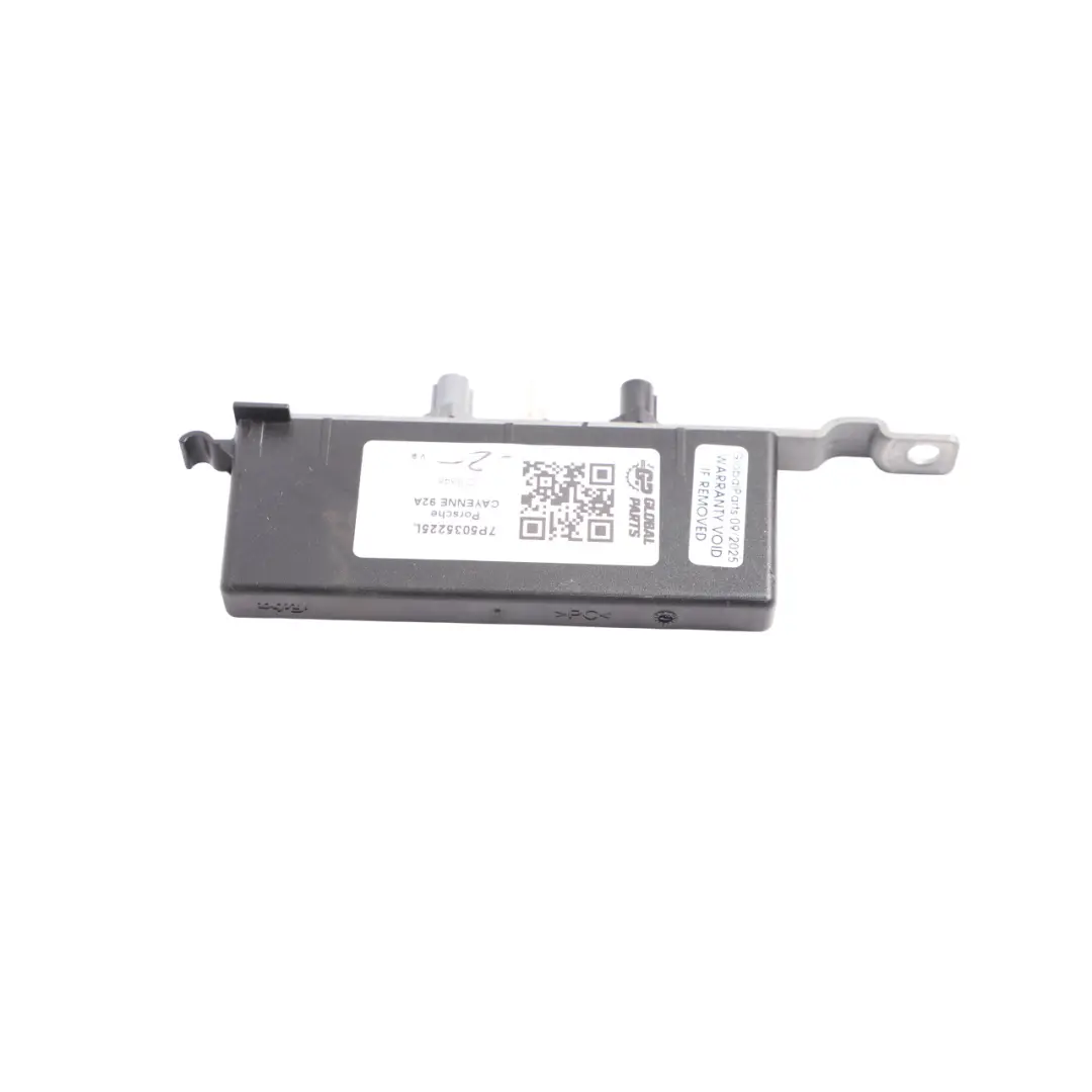 Module Amplificateur Antenne Arrière Droit pour Porsche Cayenne 92A à propos du numéro de pièce 7P5035225L Porsche Cayenne 92A Module Amplificateur Antenne Arrière Droit - SKU 7P5035225L - Numéro de pièce 7P5035225L