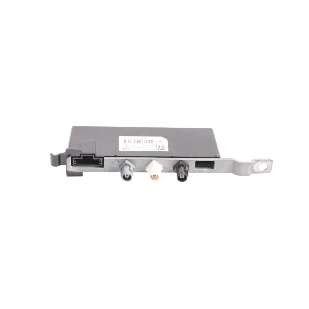 Módulo Amplificador Antena Trasero Derecho para Porsche Cayenne 92A con número de pieza 7P5035225L Porsche Cayenne 92A Módulo Amplificador Antena Trasero Derecho - SKU 7P5035225L - Número de pieza 7P5035225L