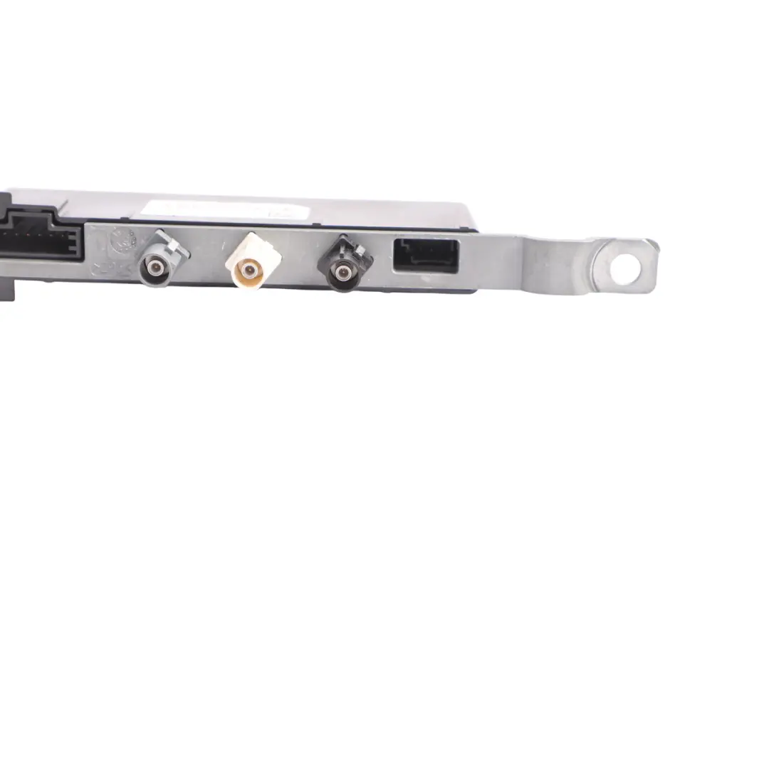 Porsche Cayenne 92A Módulo Amplificador Antena Trasero Derecho - SKU 7P5035225L - Número de pieza 7P5035225L