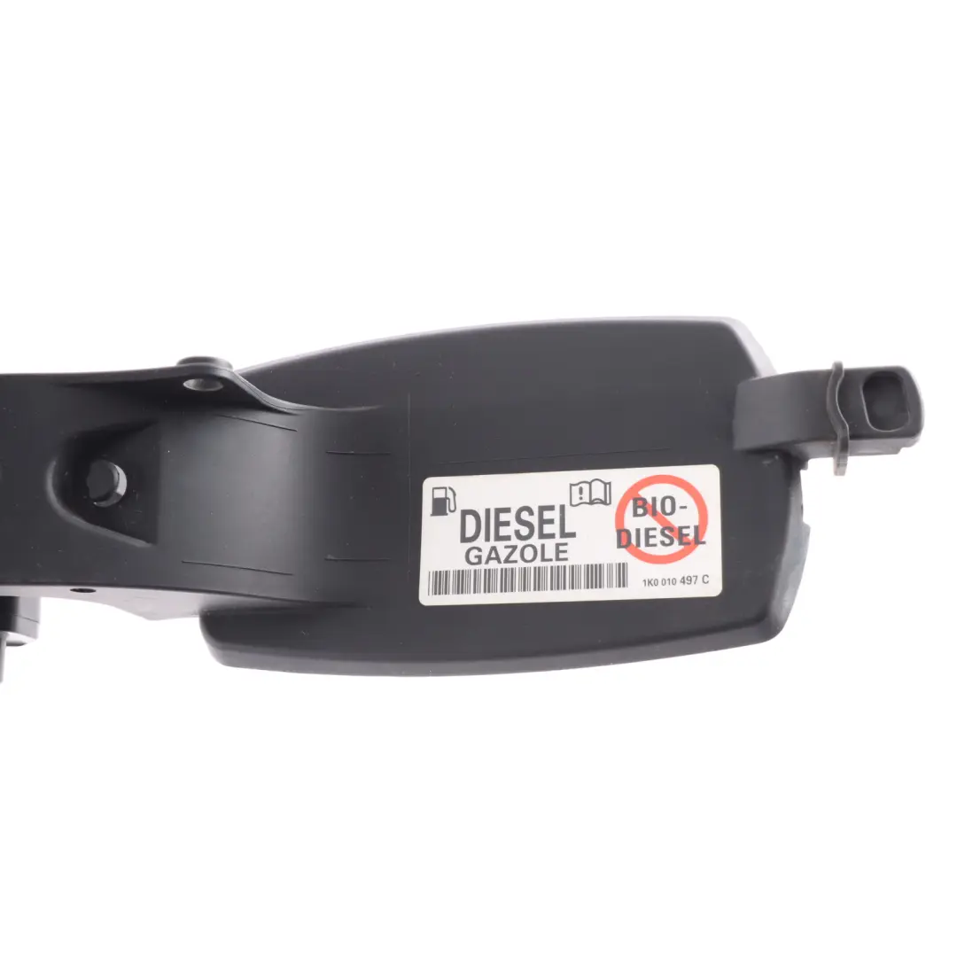 Flap Filler Recess Mechanism to Porsche Cayenne 92A 3.0 Diesel Fuel Tank with Part number 7P5809857B Porsche Cayenne 92A 3.0 Diesel Fuel Tank Flap Filler Recess Mechanism - SKU 7P5809857B - Part number 7P5809857B