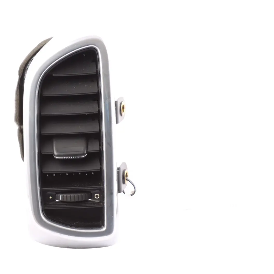 Porsche Cayenne 92A Kratka Nawiewu Deski Rozdzielczej Prawa 7P5819704A - SKU 95855270401 - Numer Części 95855270401