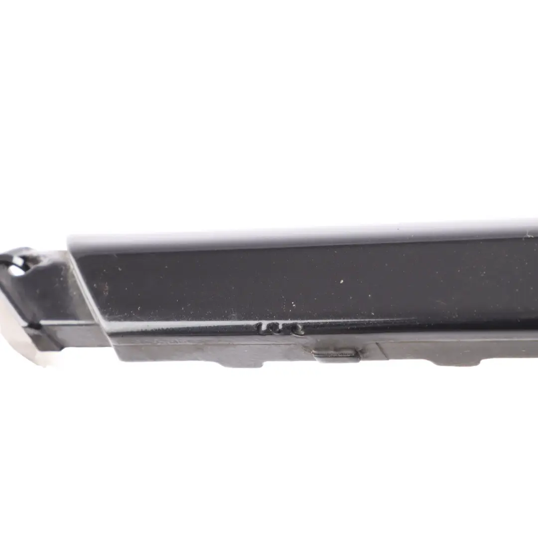 Porsche Cayenne 92A Panel Moldura Faldon Trasero Izquierdo Negro - SKU 7P5853539-JBL - Número de pieza 7P5853539