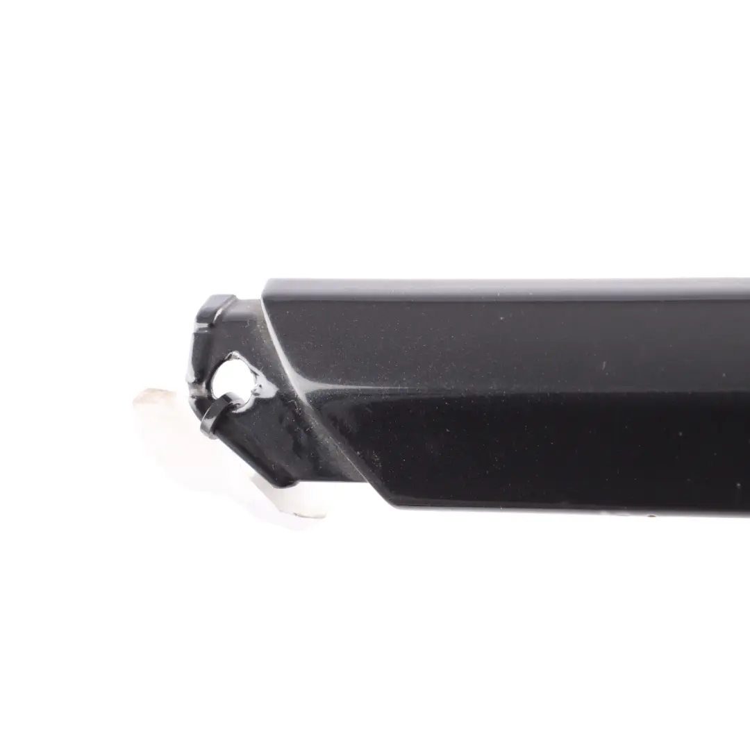 Panneau Bas de Caisse Arrière Gauche Noir pour Porsche Cayenne 92A à propos du numéro de pièce 7P5853539 Porsche Cayenne 92A Panneau Bas de Caisse Arrière Gauche Noir - SKU 7P5853539-JBL - Numéro de pièce 7P5853539