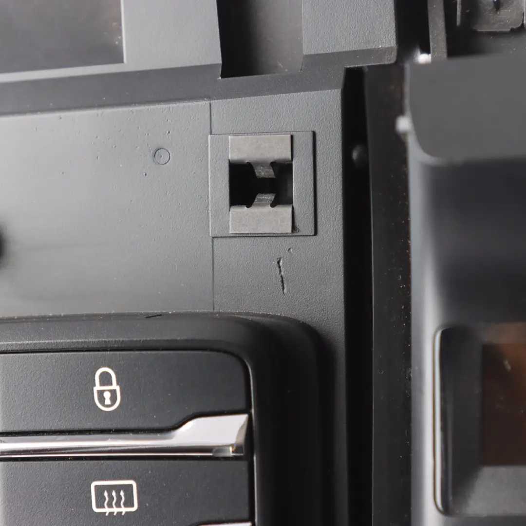 A/C Climate Digital Heater Control Panel Unit to Porsche Cayenne 92A with Part number 7P5907040AG Porsche Cayenne 92A A/C Climate Digital Heater Control Panel Unit - SKU 7P5907040AG - Part number 7P5907040AG