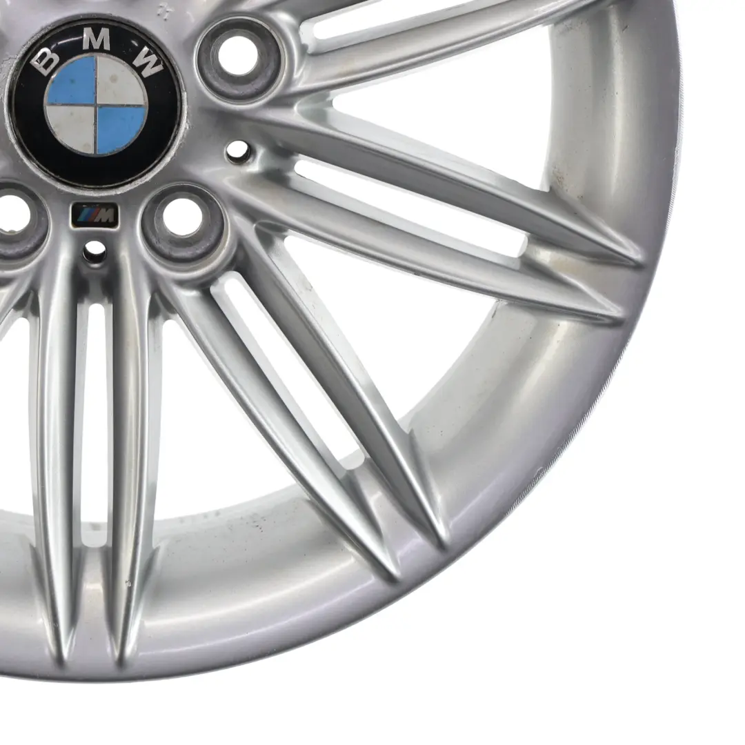 Felga Aluminiowa Srebrna 17" 7J ET:47 do BMW E81 E87 o numerze 8036937 BMW E81 E87 Felga Aluminiowa Srebrna 17" 7J ET:47 - SKU 8036937-6 - Numer Części 8036937