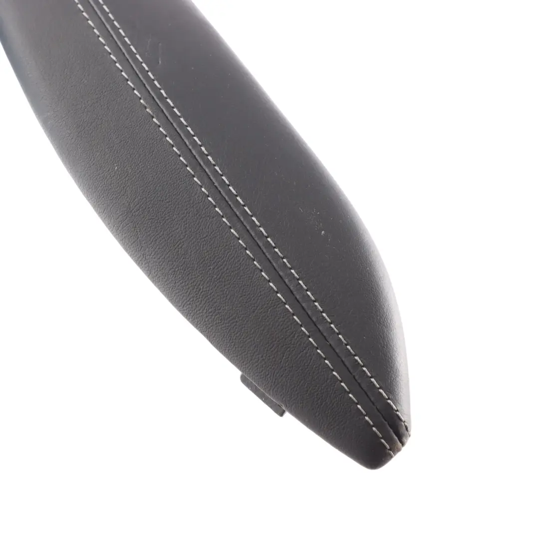 Puerta Cubierta Interior Manija Cuero Negro Derecho para BMW F80 M3 F82 M4 con número de pieza 8057634 BMW F80 M3 F82 M4 Puerta Cubierta Interior Manija Cuero Negro Derecho - SKU 8057634-1 - Número de pieza 8057634