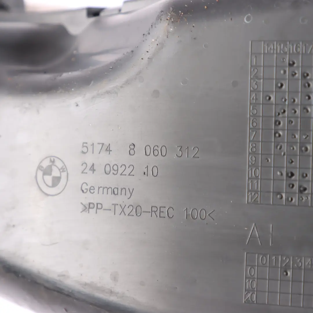 Tubo Aspirazione Dell'Aria Freni Tubo Flessibile Destro per BMW F20 F21 LCI con numero di parte 8060312 BMW F20 F21 LCI Tubo Aspirazione Dell'Aria Freni Tubo Flessibile Destro - SKU 8060312 - Numero di parte 8060312