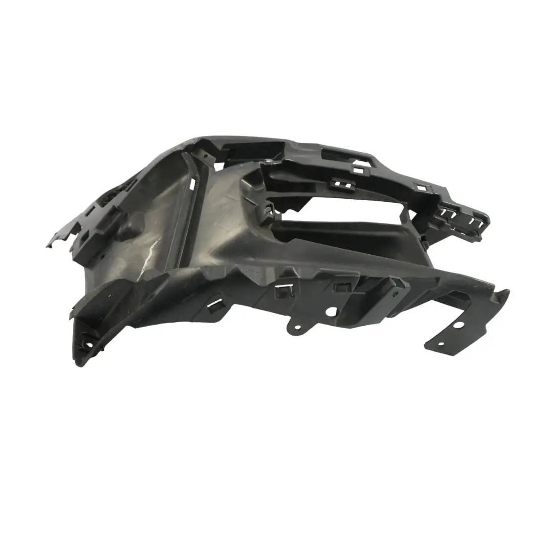 Support De Feu Antibrouillard Avant Droit 8070937 pour BMW F40 à propos du numéro de pièce 8070938 BMW F40 Support De Feu Antibrouillard Avant Droit 8070937 - SKU 8070938 - Numéro de pièce 8070938